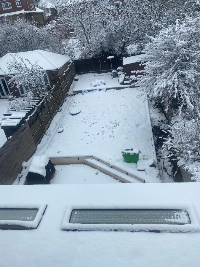 Quiet North London - 2 X Double Bedrooms - Close To Station And 20Mins Central London Totteridge Екстериор снимка